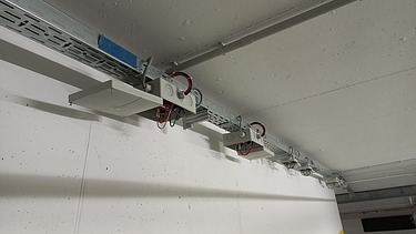 Foto von einer Anlage an einer Tiefgaragendecke