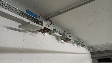KKS-Anlage einer Tiefgarage Foto von einer Anlage an einer Tiefgaragendecke