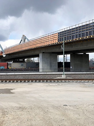Foto einer Brückeunterkonstruktion